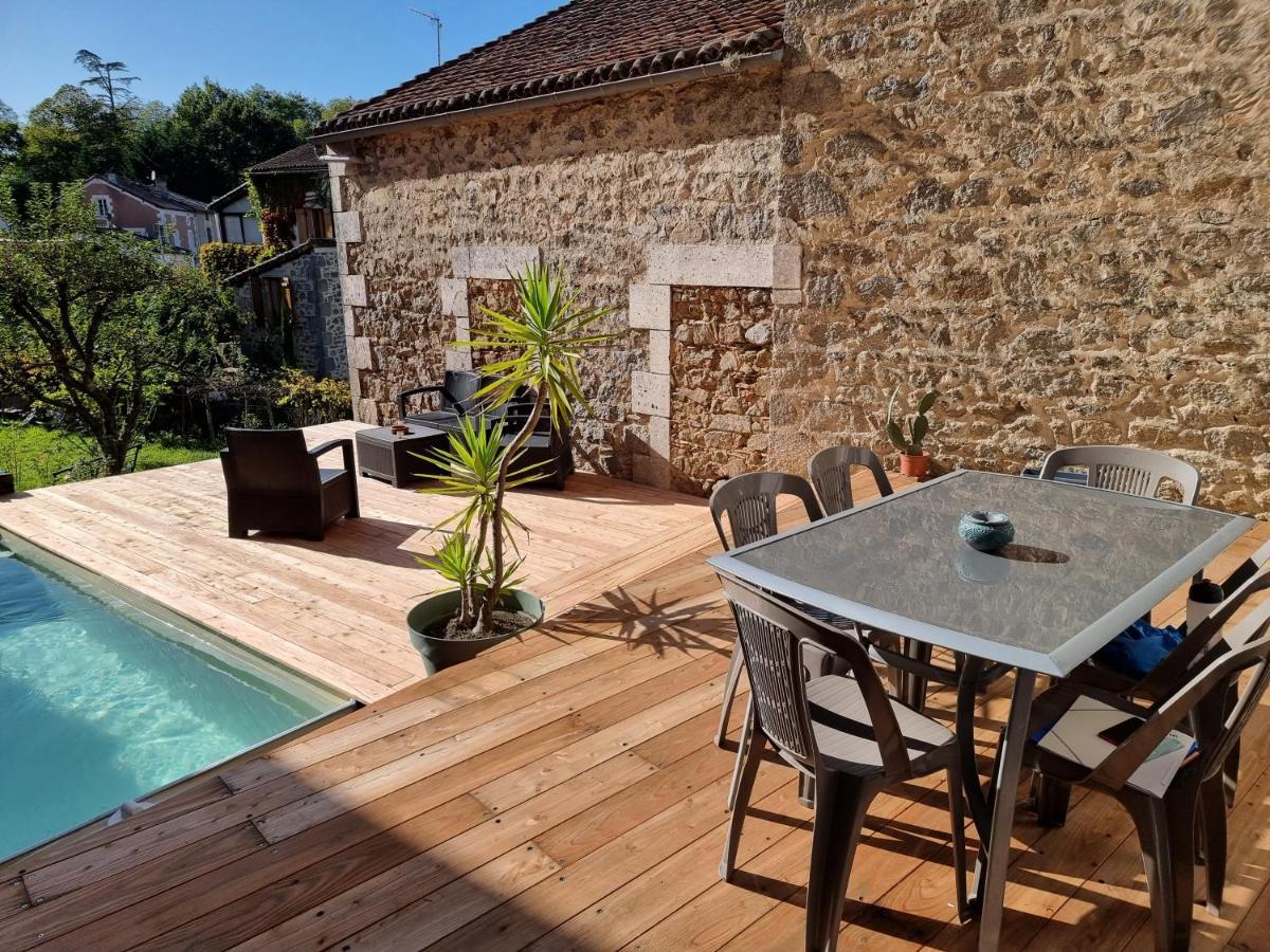 L'Atrium Bed & Breakfast Piegut-Pluviers ภายนอก รูปภาพ