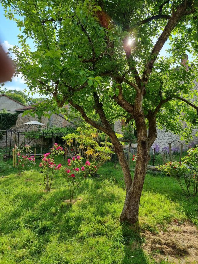 L'Atrium Bed & Breakfast Piegut-Pluviers ภายนอก รูปภาพ